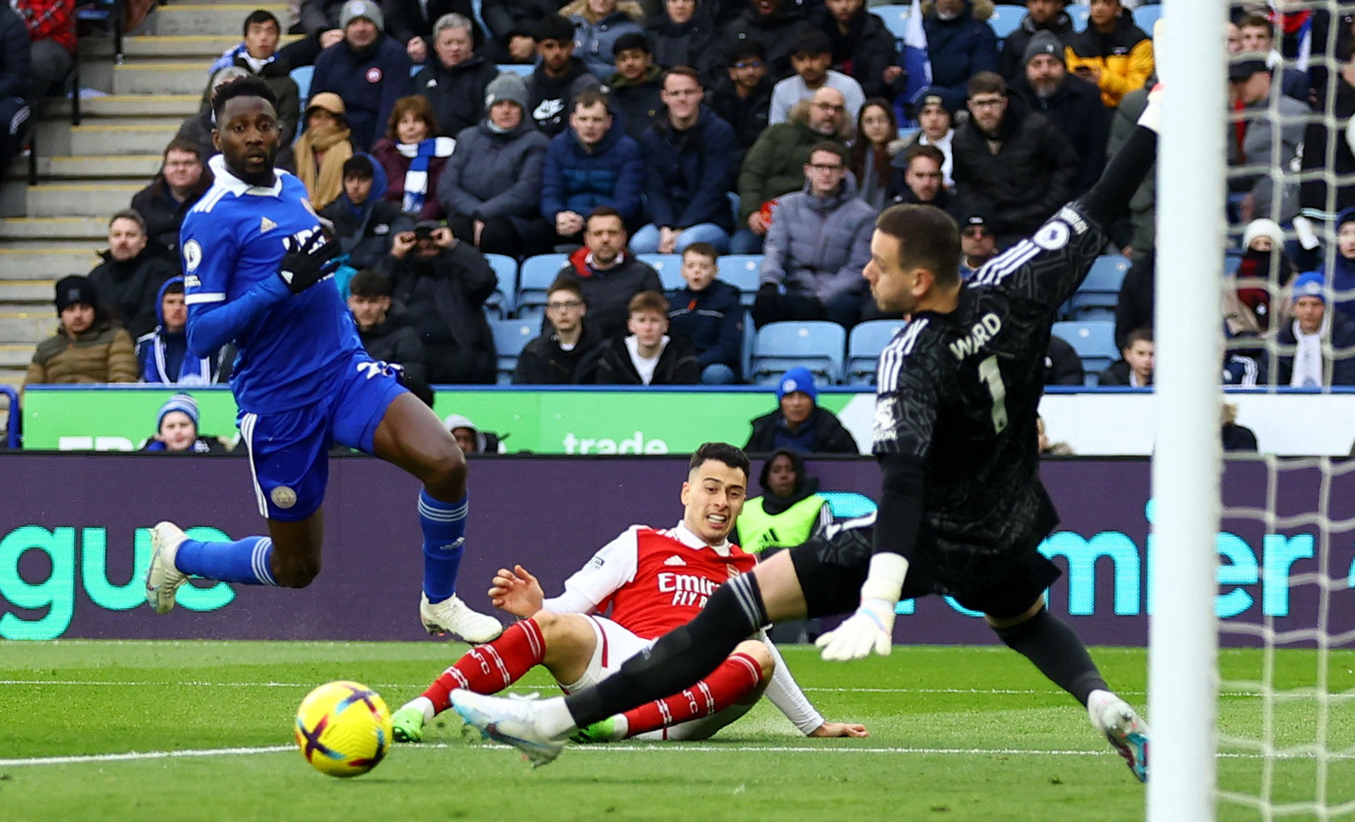 更坚实的后 更坚实的后